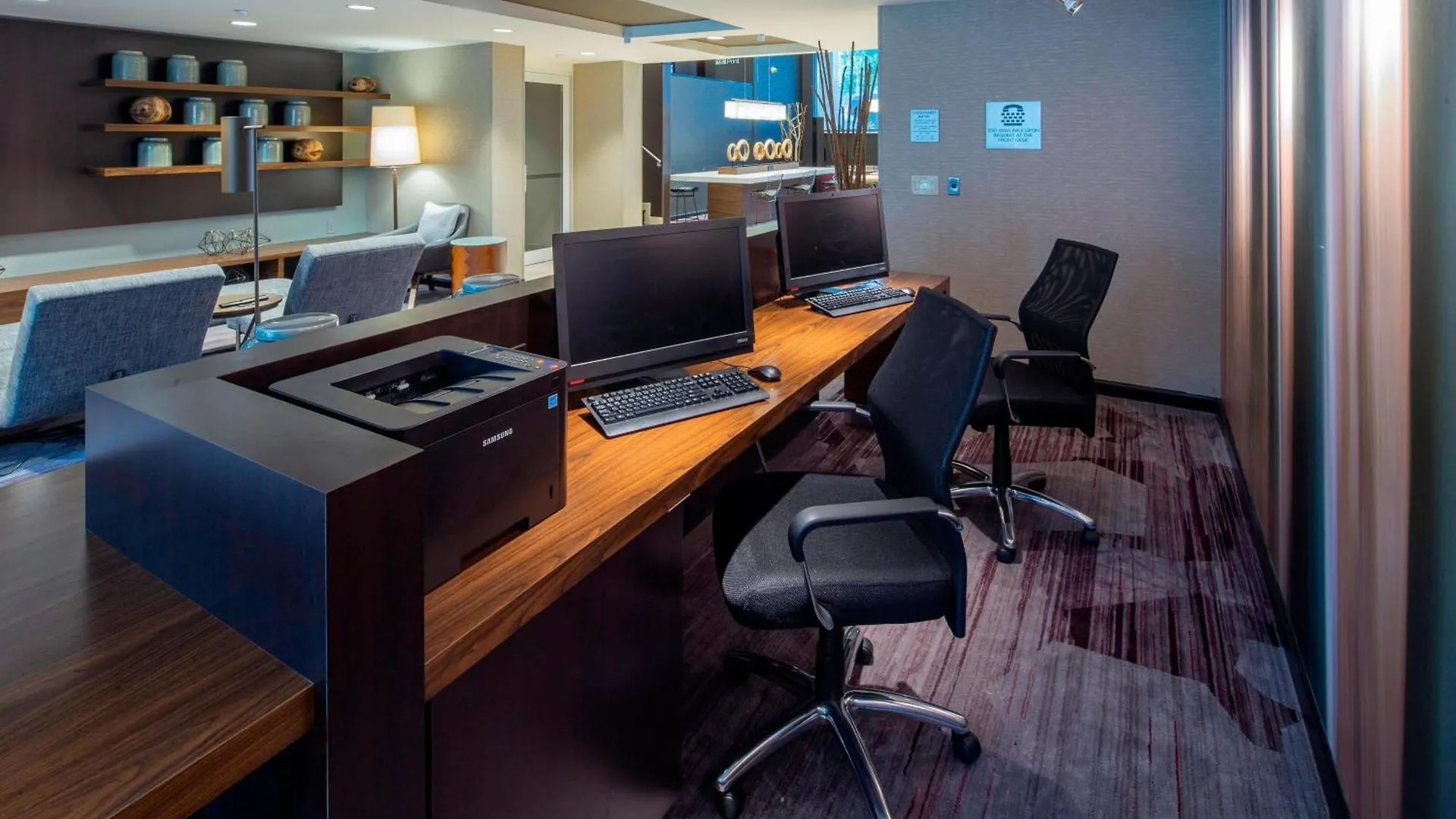 *** Hotel Courtyard By Marriott New York Queens/Fresh Meadows États-Unis
